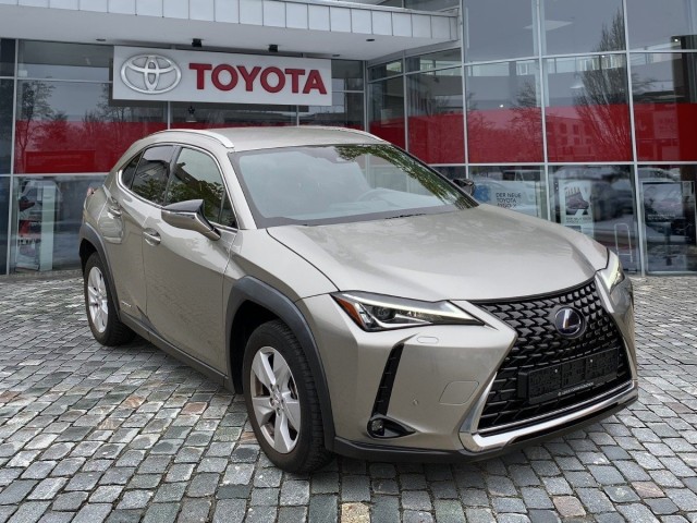 lexus